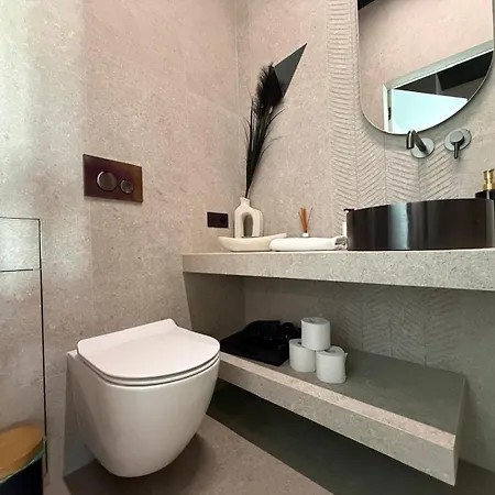 Sky Tower L 25 Pietro L Sauna Orchid Sanctuary * Katowice