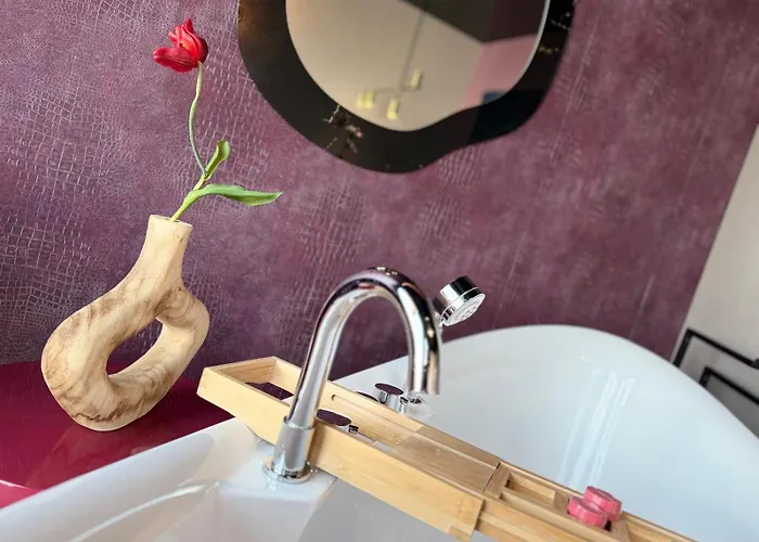 Sky Tower L 25 Pietro L Sauna Orchid Sanctuary Katowice