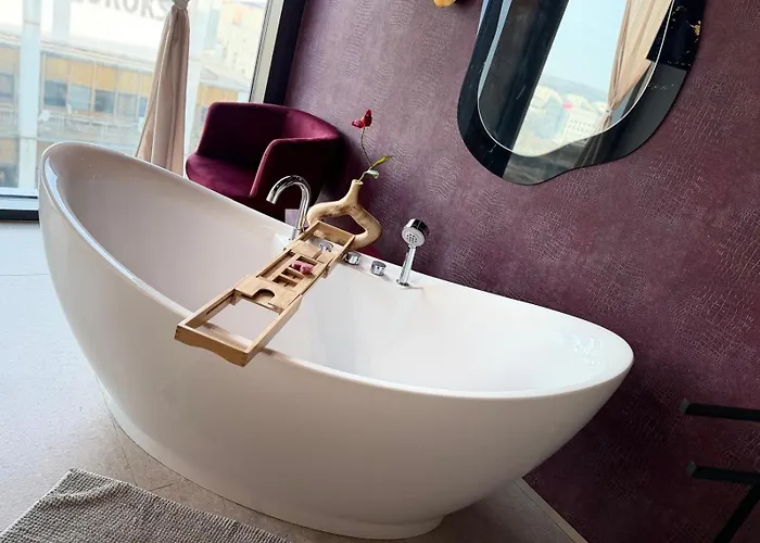 Apartament Sky Tower 25 Piętro Sauna Orchid Sanctuary *