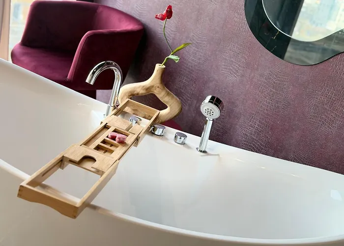 Sky Tower L 25 Pietro L Sauna Orchid Sanctuary